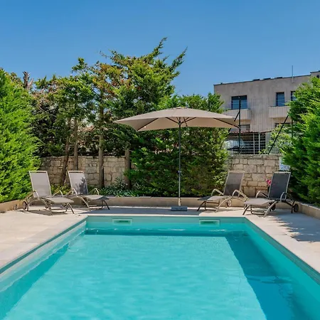 1 Bedroom Beautiful In Apartman