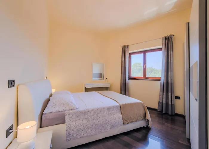 1 Bedroom Beautiful In Apartman *