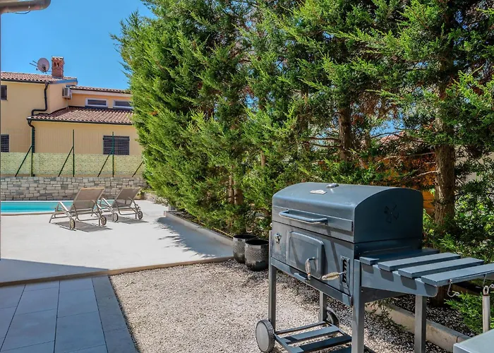 1 Bedroom Beautiful In *